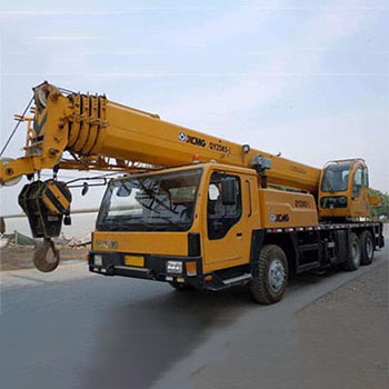 南昌高新區(qū)70噸汽車吊車出租